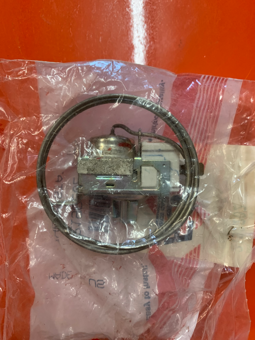 Thermostat P/N # 2198202