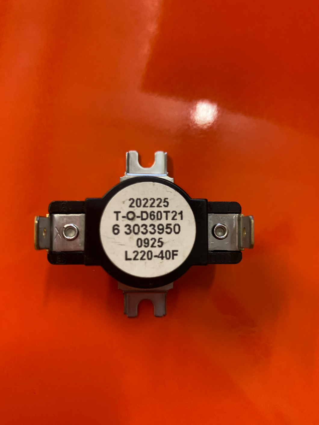 Thermostat P/N # (303395)